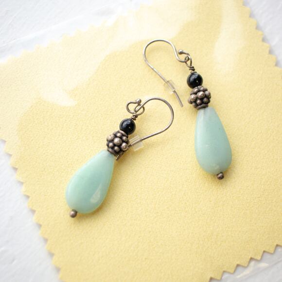 Vintage Ornate Beaded Jade Dangle Earrings - Picture 4 of 4